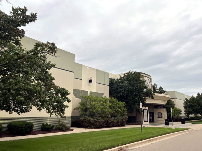 NCG Eastwood Cinema - Lansing - Aug 13 2022 (newer photo)